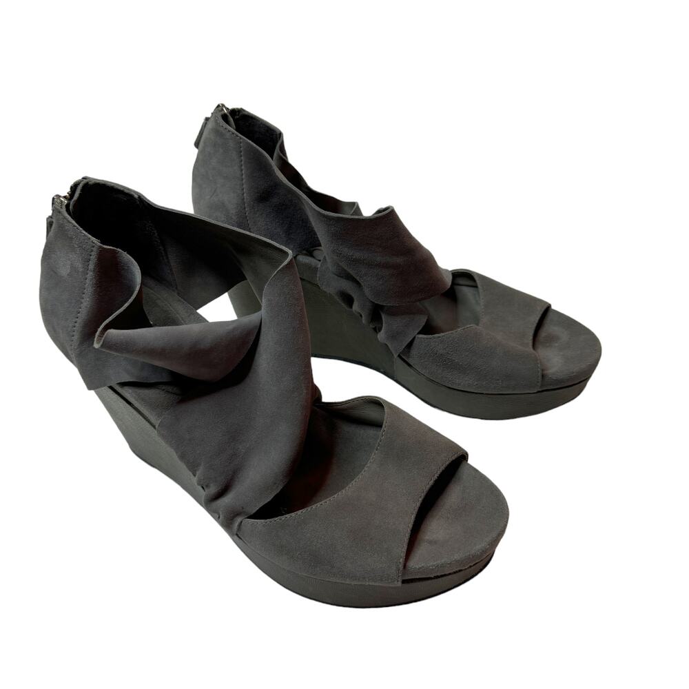 Eileen Fisher grey suede open toe sandals size 11 wedge